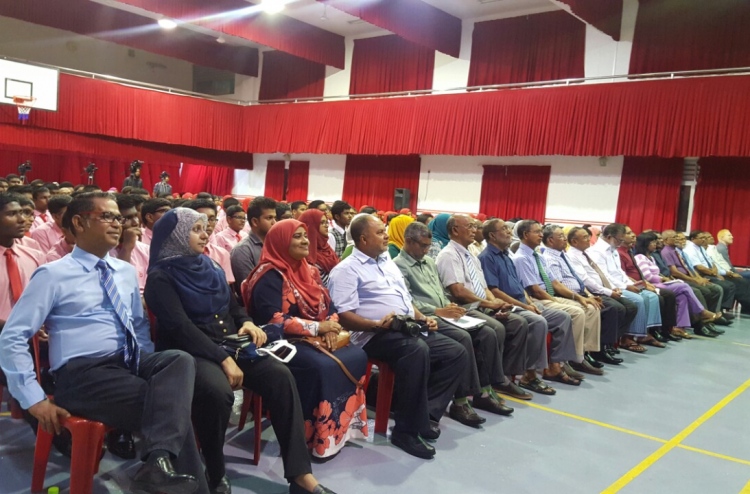 ގިނަބައްސަ، އެއްބައްސަ، ދެބައްސަ: އާ ބަސްތަކެއް!