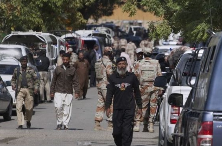 އަފްޣާން ޑިޕްލޮމެޓަކު ޕާކިސްތާނުގައި އަވަހާރަކޮށްލައިފި