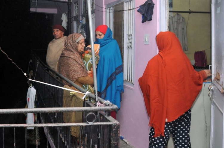 އިންޑިއާ އަށް ބާރުގަދަ ބިންހެލުމެއް އަތުވެއްޖެ