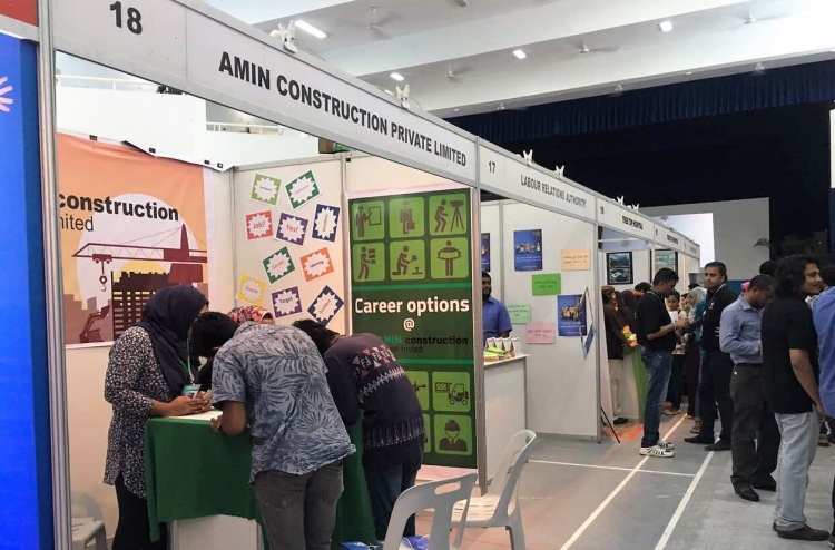 ވަޒީފާގެ ގިނަ ފުރުސަތުތަކެއް ފަހިކޮށްދޭ އެކްސްޕޯއެއް