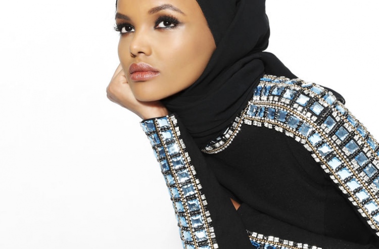 ބުރުގާ އެޅި މޮޑެލްއަކަށް ބޮޑެތި ހުށަހެޅުންތަކެއް