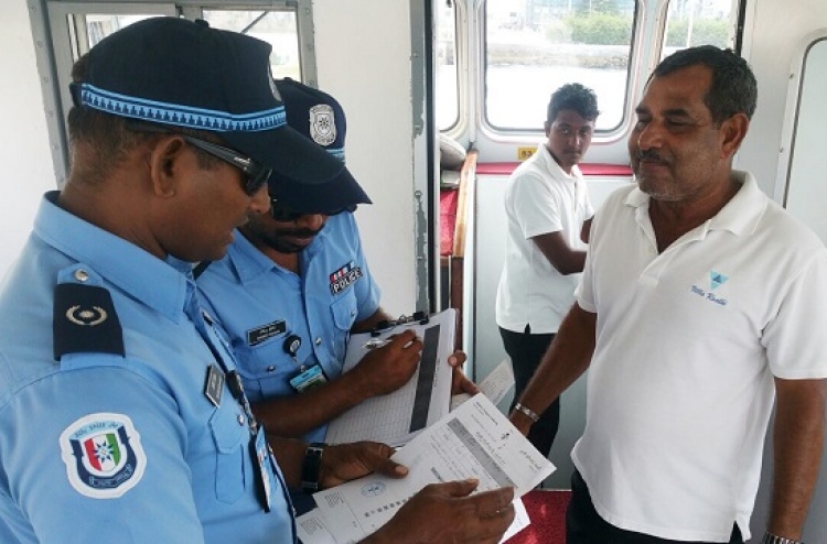 ފަތުރުވެރިން ދަތުރުކުރާ ލޯންޗްތައް ޗެކް ކުރަން ފަށައިފި