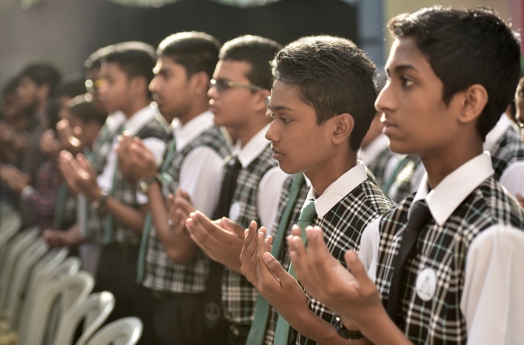 އަހުމަދިއްޔާގެ 35 ވަނަ އަހަރީ ދުވަސްް ފާހަގަކޮށްފި