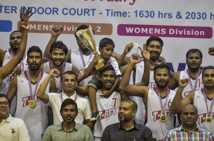 އެމްބީއޭ ކަޕުގެ ޗެމްޕިއަންކަން ޓީރެކްސް ހޯދައިފި