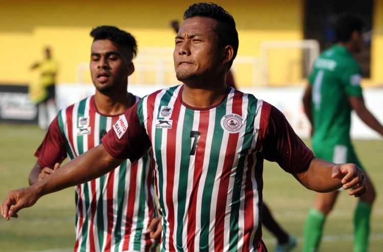 މޯހަން ބަގާން އަތުން ބަލިވެ ވެލެންސިއާ ކަޓައިފި