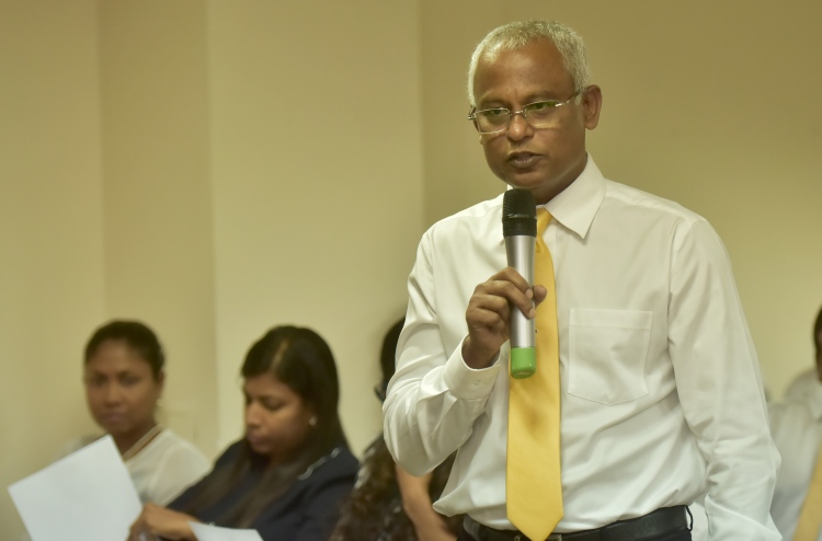 ފ. އަތޮޅުގެ މުއާމަލާތް ހިނގަނީ އަނދިރީގެ ތެރޭގައި