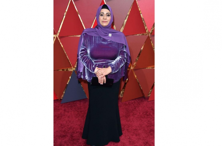 ތަފާތު ހެދުމެއްގައި އޮސްކާއަށް ދިޔަ ސީރިއާގެ ރެފިއުޖީ