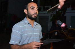 އިބްރާހިމް ވަހީދު (އަސްވާޑު): އޭނާގެ އަތުން 1.1 މިލިއަން ރުފިޔާ ހޯދަން، ޓެކްނޯ މީޑީއާ ޕްރައިވެޓް ލިމިޓެޑާއި ހުސައިން އާދިލްގެ ފަރާތުން ވަނީ ސިވިލް ކޯޓަށް މައްސަލަ ހުށަހަޅާފައި.