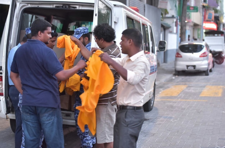 އެމްޑީޕީ ހަރުގެއިން ފުލުހުން 21 ރޯލު ފޮތި ގެންގޮސްފި