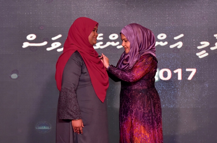 ރެހެންދި އެވޯޑު މި އަހަރު ހަތަރު މީހަކަށް ދީފި