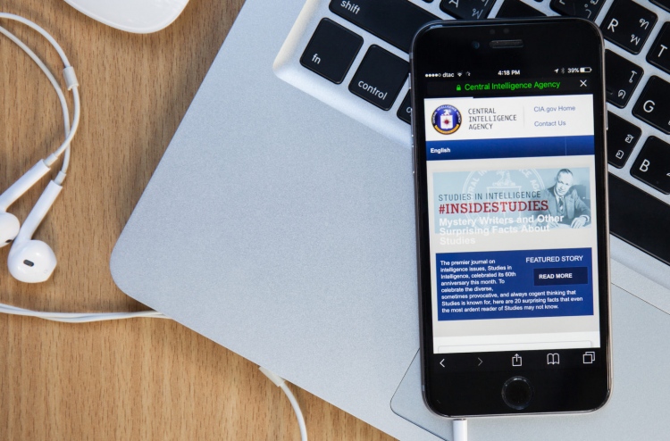 އެޕަލް އަދި ސެމްސަންގް ސީއައިއޭއަށް ދުލެއް ނުކުރާނެ