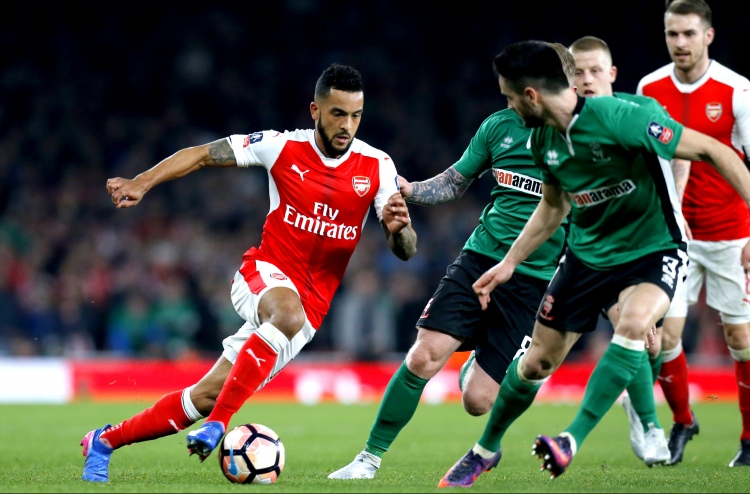 ސިޓީ އާއި އާސެނަލް ސެމީ ފައިނަލަށް