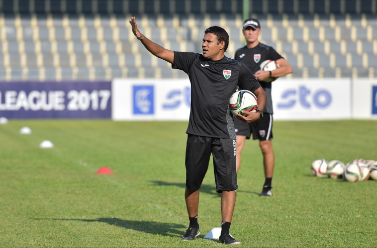 ތިން އަހަރަށް ފަހު އިންމަ އެނބުރި މާޒިޔާ އަށް