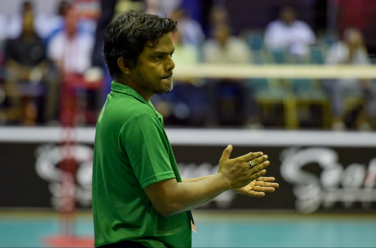 ރާއްޖޭން ސެޓު ނިންމަން ދަސްކުރަން ޖެހޭ: ކޯޗު