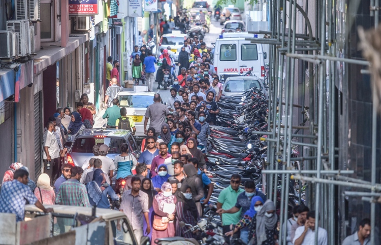 އެޗްއާރްސީއެމްގެ އިތުބާރު ދަށަށް!