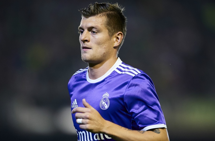 ބަޔާނަށް ވުރެ ރެއާލް ވަރުގަދަ: ކްރޫސް