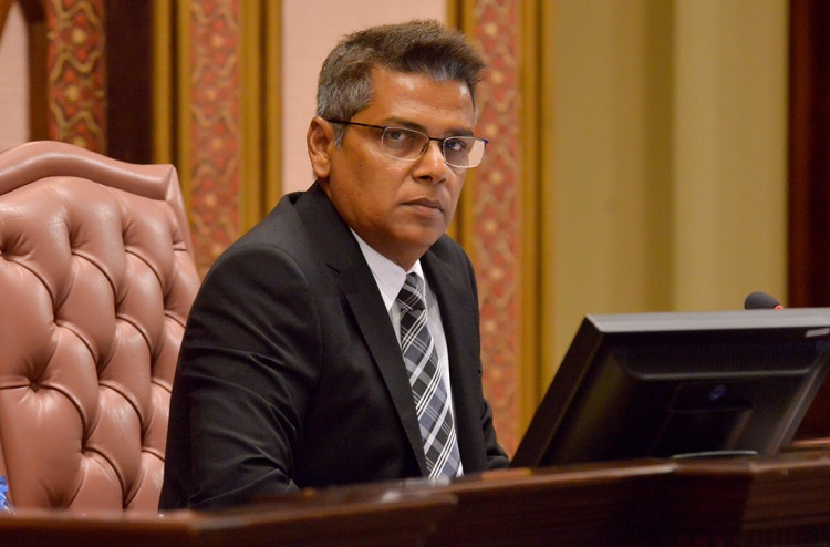 މޫސަ: އިދާރީ މޭޒު އުސްކުރުމުގެ ފަސޭހަ މިހާރު އެނގޭނެ