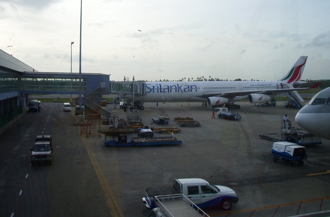 Lanka in free visa dhinun gaanoonee sababuthakaa hedhi lasvanee