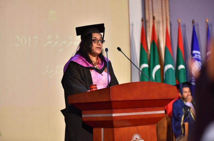 އާޒިމާގެ ރައްދު: އަބުރުވެރިކަމާއެކު ފައިސާ ދައްކަވާ