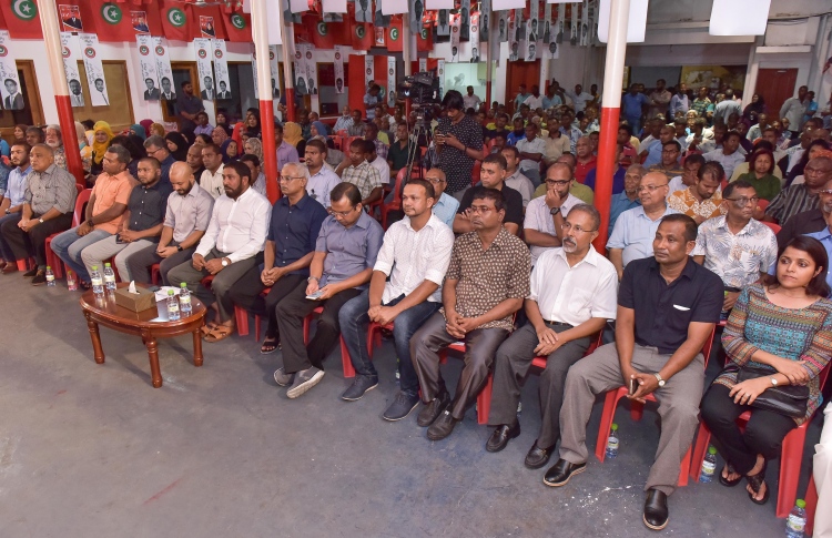 "ކުނޫޒްގައި އޮތް ޖަލްސާއެއްގައި ބޮމެއް ގޮއްވަން ރޭވި"