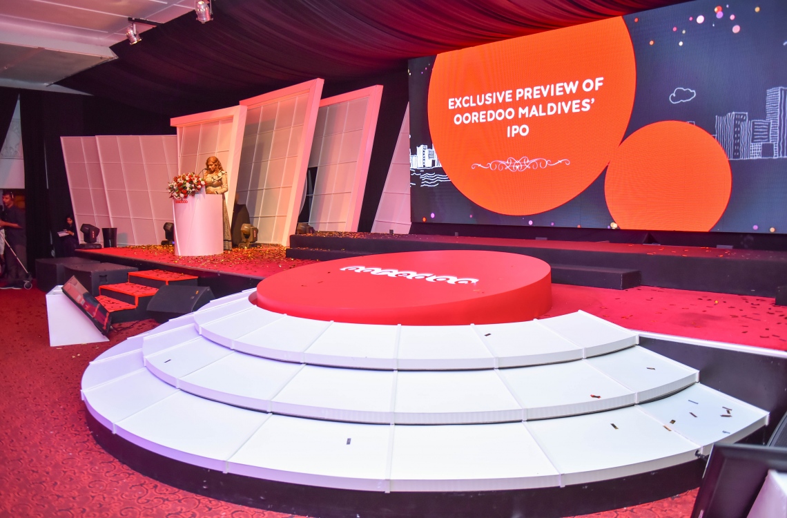 މާލެ: އޭޕްރީލް 19، 2017- އުރީދޫން އިން ހިއްސާ ވިއްކަން ފެށުން އިފުތިތާހު ކުރުމަށް ބޭއްވި ރަސްމިއްޔާތުގެ ތެރެއިން.---މިހާރު ފޮޓޯ: ހުސެއިން ވަހީދު