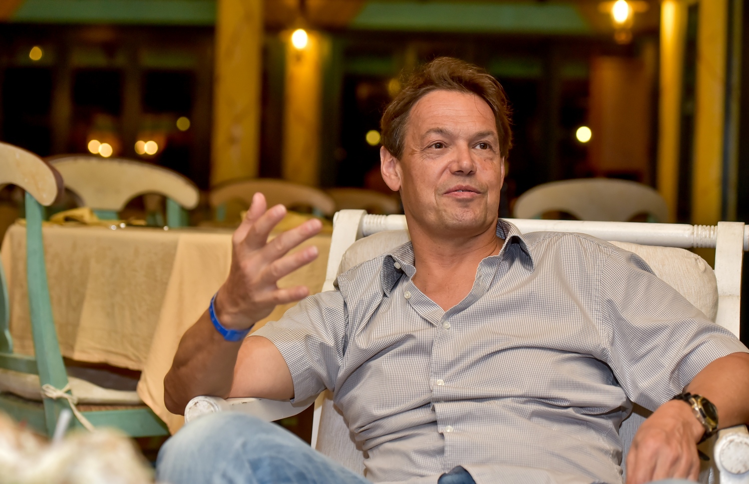 ސަން އައިލެންޑާ މެދު ހާއްސަ ލޯތްބެއް އުފެދިފައިވާ ޑރ. އާނޯލްޑް "މިހާރު" އަށް އިންޓަވިއު ދެއްވަނީ. ފޮޓޯ: ނިޝާން އަލީ /މިހާރު