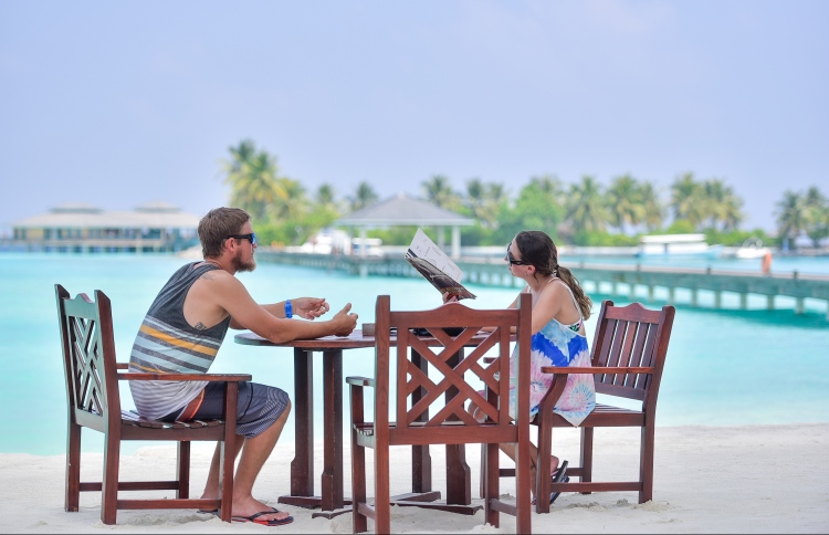 ރާއްޖޭގެ ޓޫރިޒަމްގެ ހަގީގީ މަންޒަރު އުފާވެރިއެއް ނޫން!