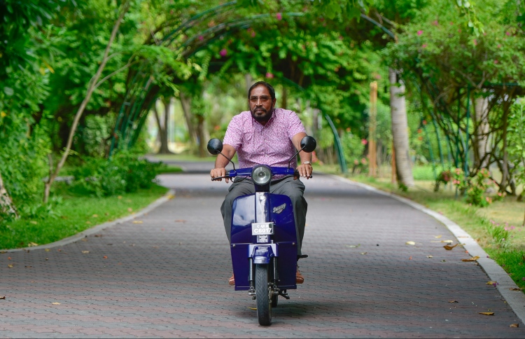 ވިލާގެ މުވައްޒަފުންގެ މުސާރަ ކުޑަކުރަން ނިންމައިފި