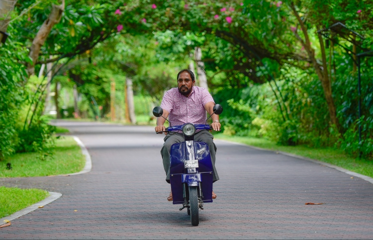 އުޅެނީ އަޅުގަނޑު ބަނގުރޫޓު ކޮށްލަން: ގާސިމް