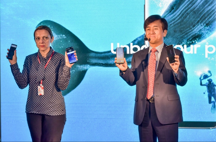 ސެމްސަންގްގެ އެންމެ ފަހުގެ ފޯނު އަންނަ މަހު ނެރެނީ