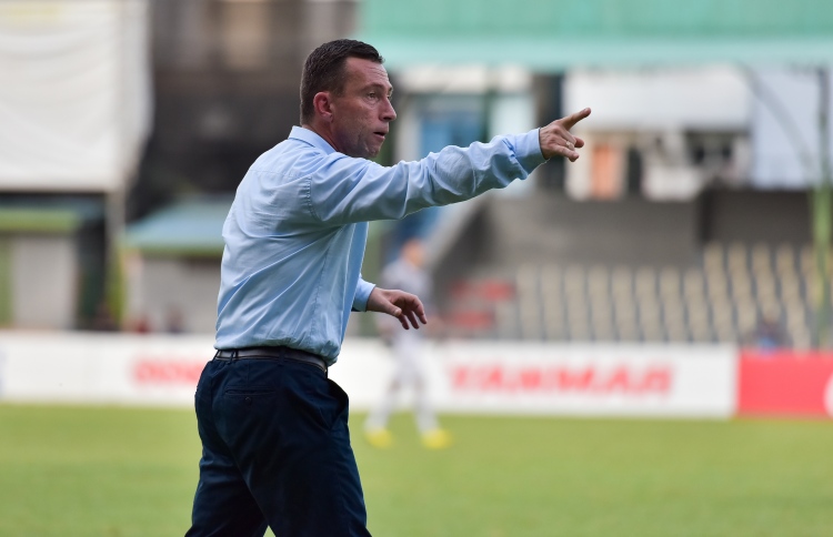 "ކުޅުންތެރިންނަށް ފުރިހަމަ އަށް އިހުތިރާމްކުރަން"