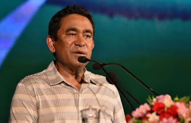 އަޅުގަނޑުގެ އަމިއްލަ ފައިދާ އަށް ކުރާ ކަމެއް ނޯންނާނެ