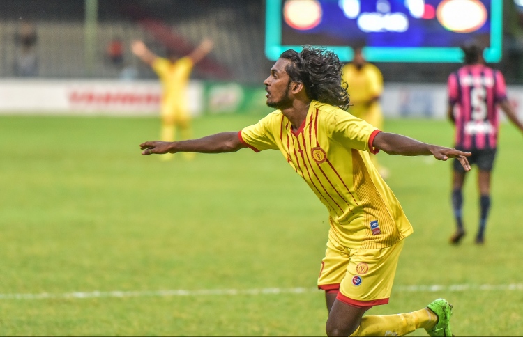 ޔޫވީ ބަލިކޮށް ވިކްޓަރީ ފަސް ވަނަ އަށް