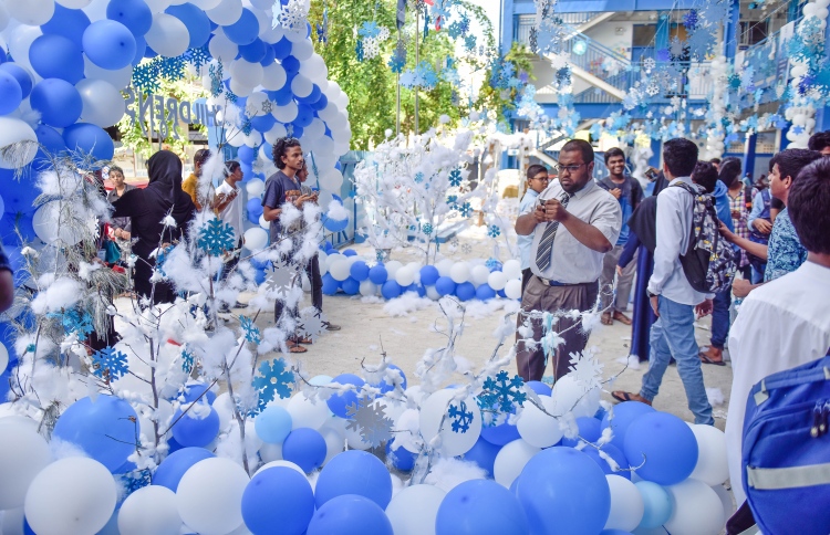 ސްކޫލު ގައިޑް - ބައެއް ދަރިވަރުންގެ ދުލުން