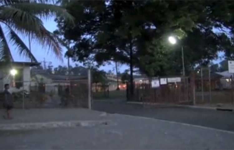 ޕީއެންޖީގެ ޖަލެއް ފަޅާލުމުން ބަޑިޖަހާ 17 ގައިދީން މަރާލައިފި