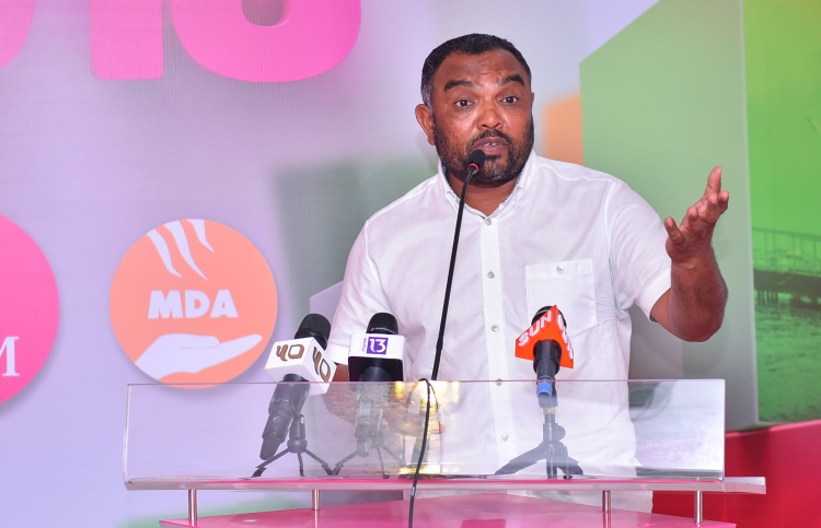 އައްޑޫ އަށް އެހީވުމަކީ ތަފާތު ނުކުރާ ކަމުގެ ހެއްކެއް