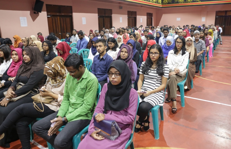 ޑޮކްޓަރުކަން ކިޔަވަން ޒަކާތު ފަންޑުން ސްކޮލަޝިޕް ދެނީ