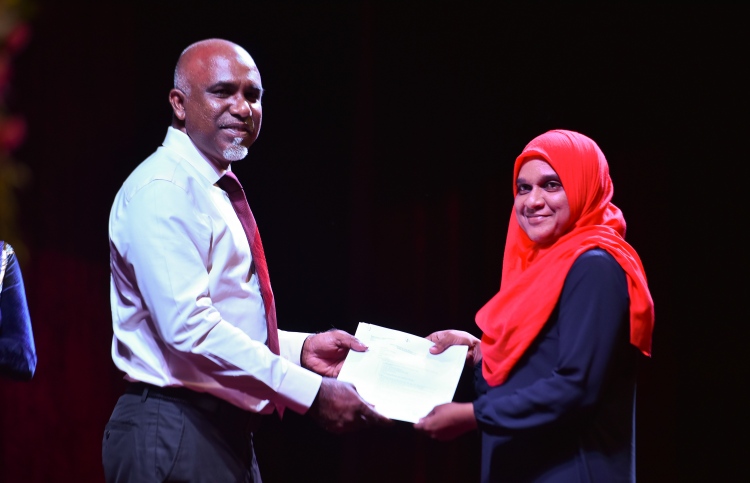 ލޯނު ލިބޭ ދަރިވަރުންގެ ލިސްޓު އާއްމުކޮށްފި