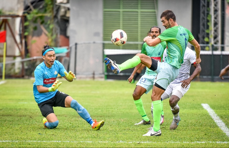 ގްރީންގެ އޮފިޝަލަކު ސަސްޕެންޑްކޮށް ކްލަބަށް އިންޒާރުދީފި