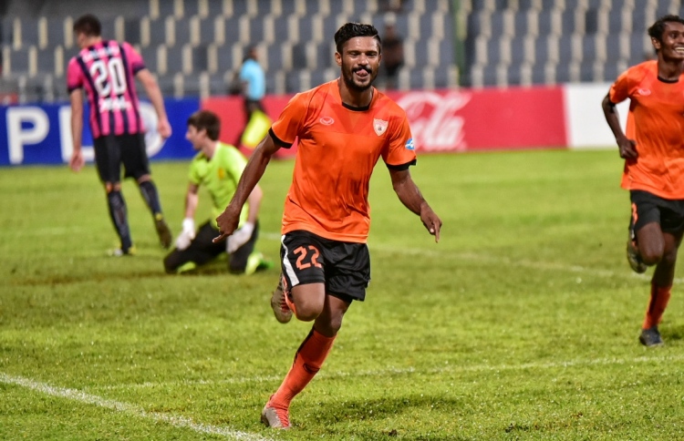 ޔުނައިޓެޑް ވިކްޓަރީ ބަލިކޮށް އީގަލްސް ހަތަރަކަށް