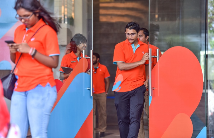 ދިރާގުގެ "އާރްބީ ކުއެސްޓް" ގޭމް ކުޅެގެން އިނާމްތަކެއް