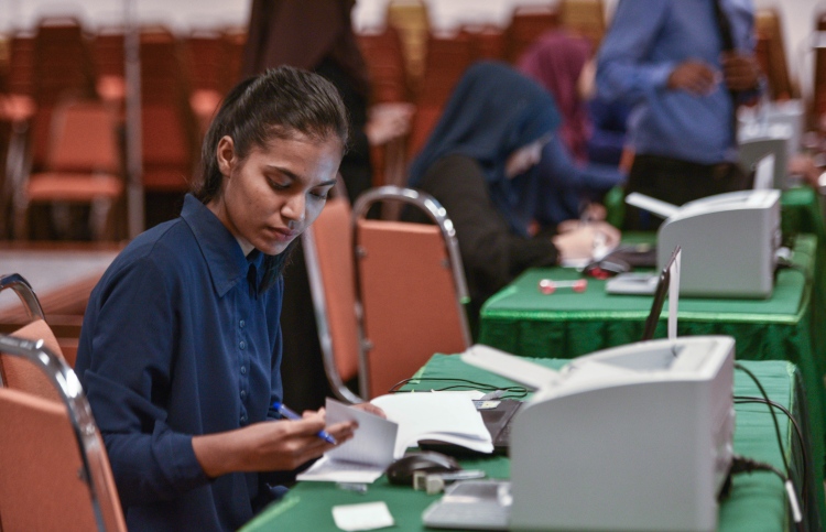 ފަގީރުން އެހީ ހޯދަން ބޭނުންކުރާނެ ކާޑެއް ތައާރަފްކުރަނީ