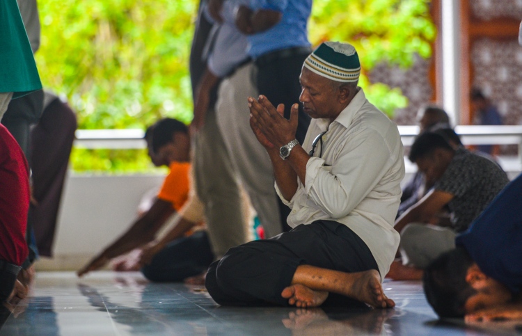 ދީނީ ފުރައްސާރަތަކުން މުޖުތަމައު ސަލާމަތް ކުރަންޖެހޭ