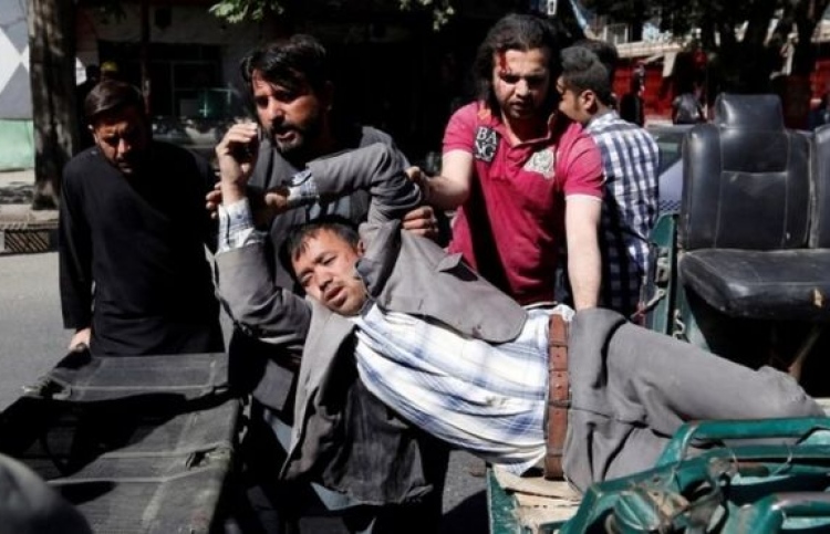 ކާބުލްގައި ބާރުގަދަ ބޮމެއް ގޮއްވާލާ 60 މީހުން މަރު