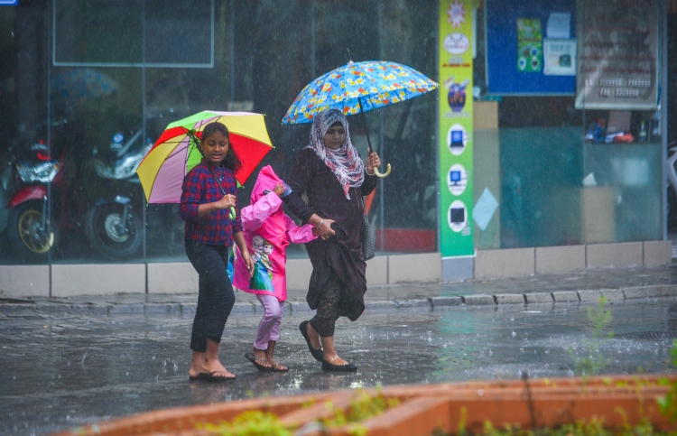 މާލެއަށް ވަރުގަދަ ކޮޅިގަނޑެއް ލައްވާލައިފި