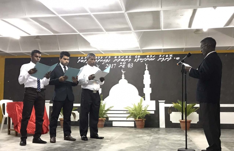 11 ފަހަރު ވޯޓު ލައިގެން ކައުންސިލްގެ ރައީސް ހޮވައިފި