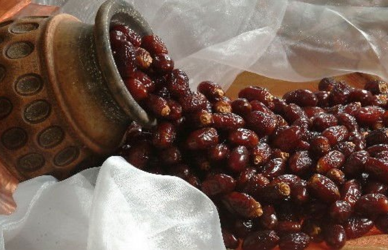 ކޮންމެ ދުވަހެއްގެ ކެއުމުގައި ކަދުރު ހިމަނައިގެން ލިބޭނެ ފައިދާތައް ގުނަ ކުރަން އުނދަގޫވާނެއެވެ.