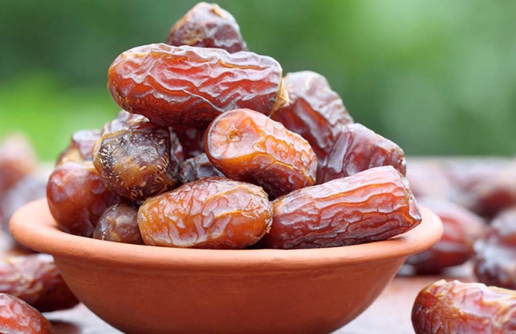 ކަދުރު: ގުދުރަތީ ބޭސް ގުޅައެއް