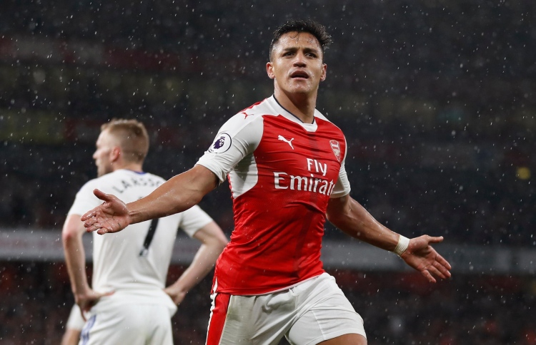 ސަންޗޭޒް ހޯދަން ބޮޑެތި ކްލަބްތައް ގަދަހިފުމަކަށް