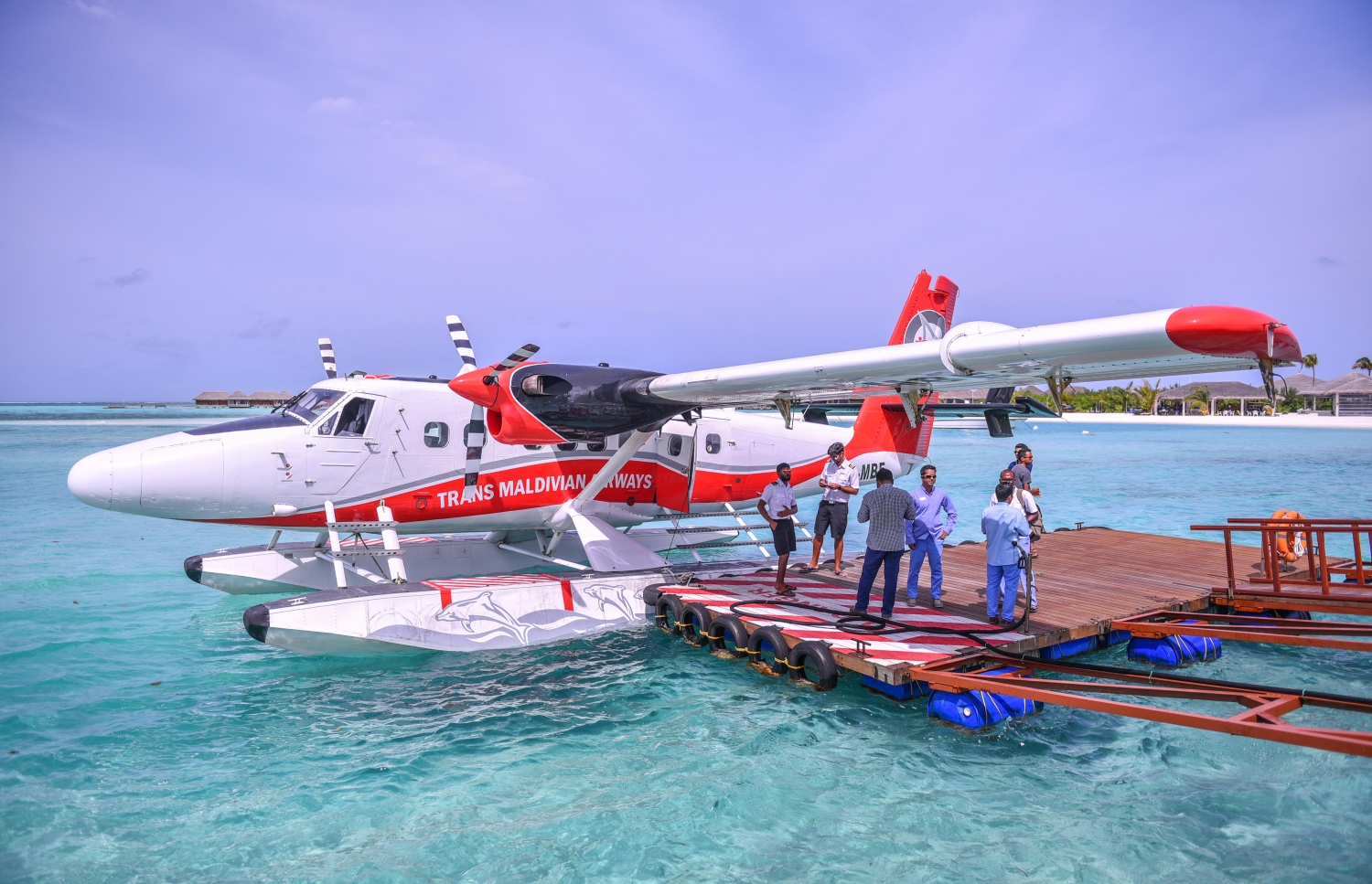 ޓީއެމްއޭގެ ސީޕްލޭނެއް ރިސޯޓުގައި ޕާކުކޮށްފައި. -- މިހާރު ފޮޓޯ: ހުސައިން ވަހީދު